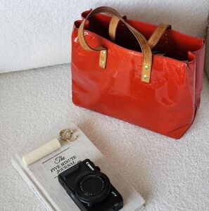 Louis Vuitton Vernis Reade PM